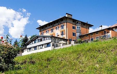 Residenza Bagni & Miramonti Lejlighedshotel Cavalese Eksteriør billede